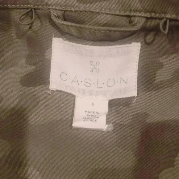 Caslon Camouflage Utility Jacket Snap Closure Size SMALL Pockets Cinch Waist. - Picture 9 of 12